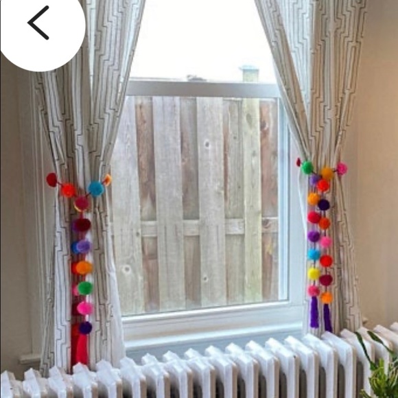 6 Colorful strings - Picture 2 of 4